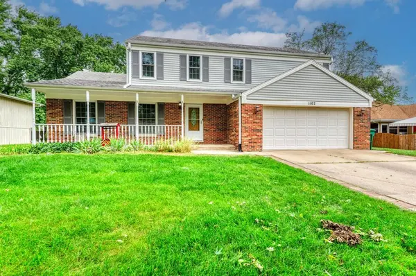 1102 Country DR, Shorewood, IL 60404