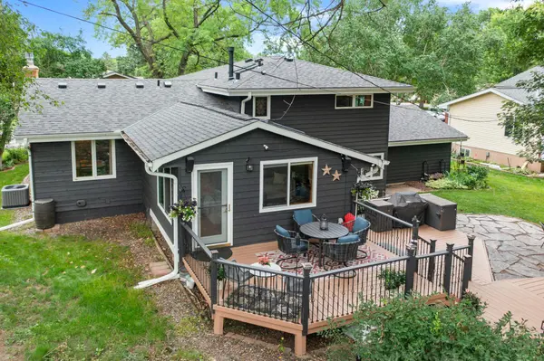 1600 Texas AVE S, Saint Louis Park, MN 55426