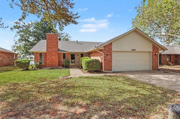 1908 Gray Fox DR, Edmond, OK 73003