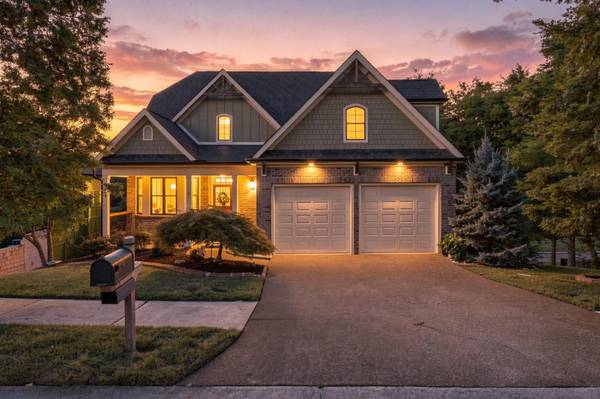 717 Black Cove Ln, Loudon, TN 37774