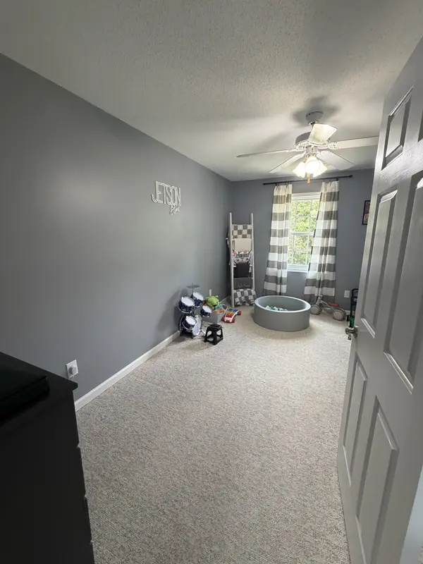 2471 Brandi Ln, Lawrenceburg, TN 38464