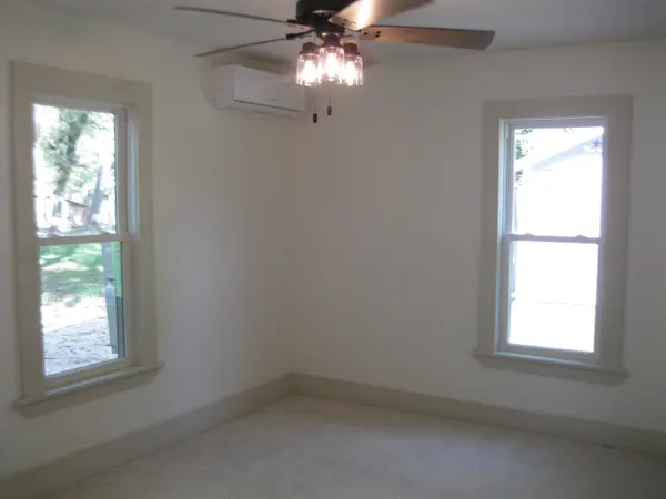 209 N Oak, Whitewater, KS 67154