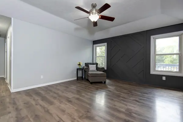 2233 S Newton AVE, Springfield, MO 65807