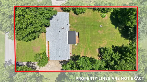 1666 E Richmond ST, Springfield, MO 65804