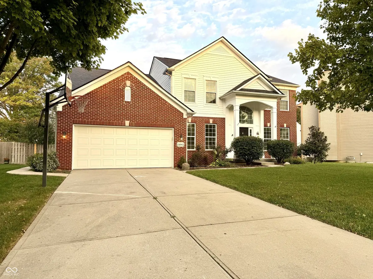 11842 Wedgeport LN, Fishers, IN 46037