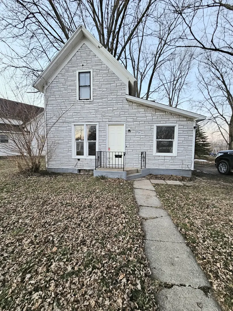 706 W 2nd ST, Rock Falls, IL 61071