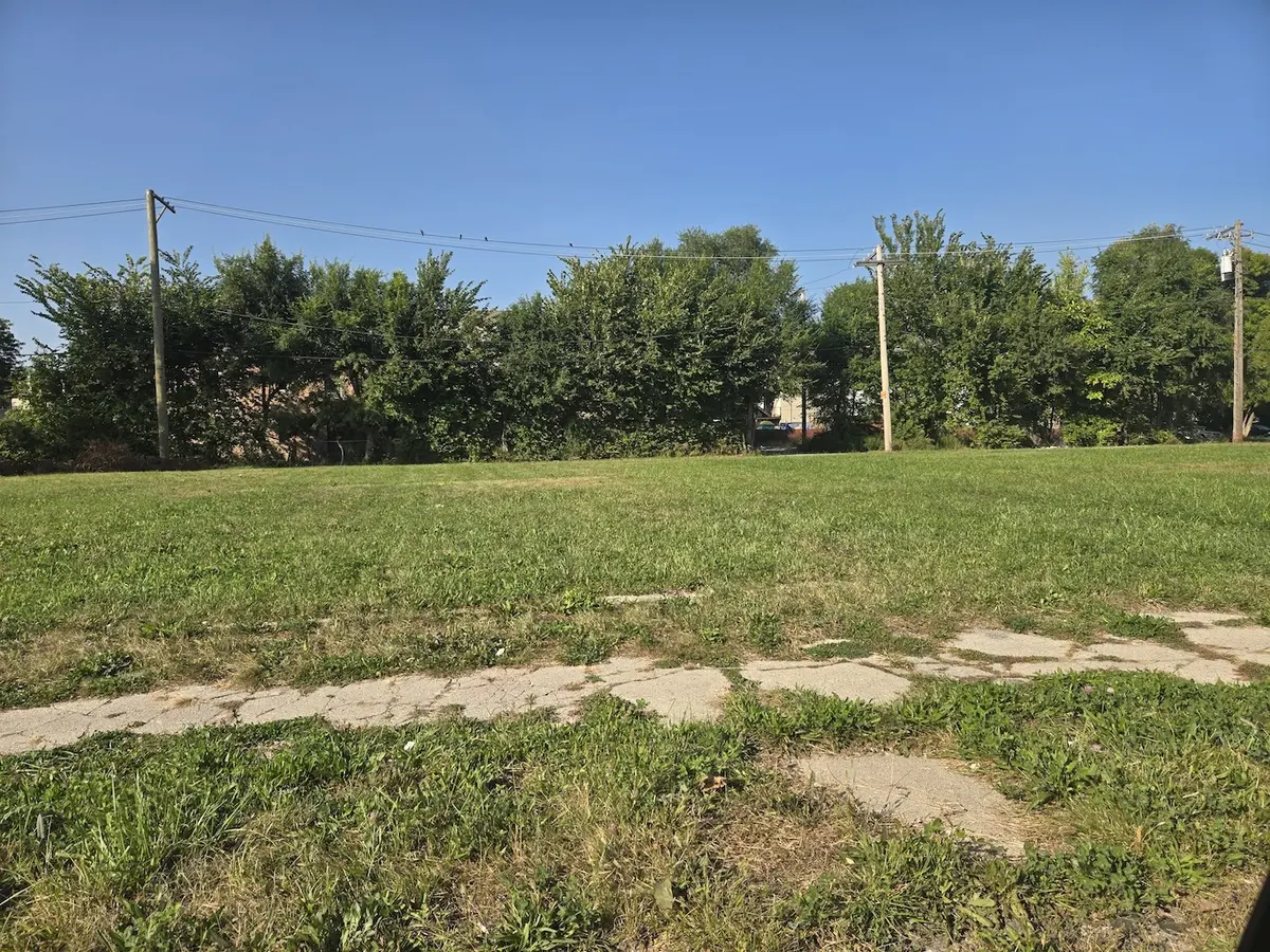 4118 W 16th ST, Chicago, IL 60623