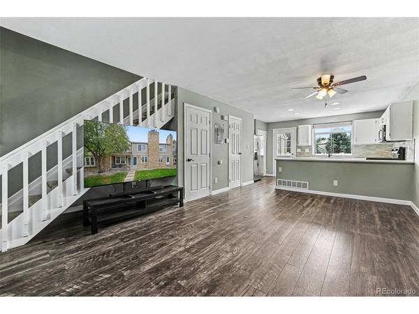 9615 W Chatfield #C, Littleton, CO 80128