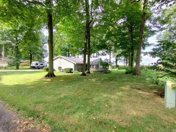 10620 Del Lo Me LN, Plymouth, IN 46563-8602