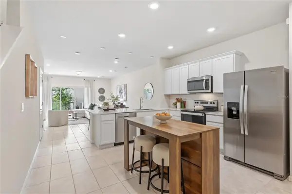 2742 FETCHING TRL, Davenport, FL 33896