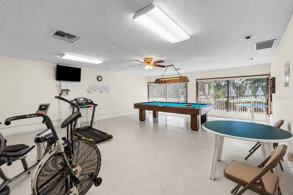 2502 ROYAL PINES CIR #5B, Clearwater, FL 33763