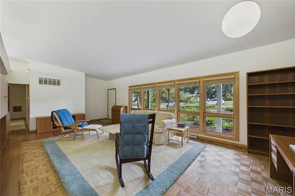 1139 Indian Meadows DR, St Louis, MO 63132