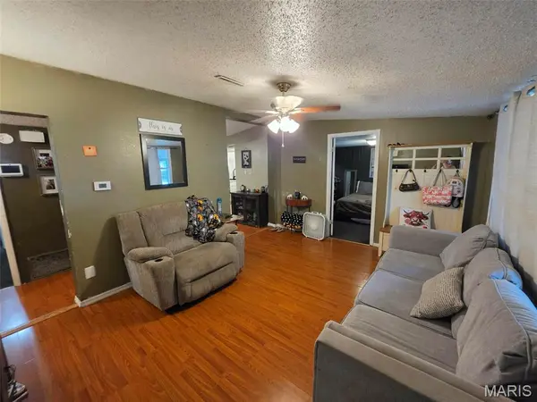 4516 Walter AVE, Granite City, IL 62040