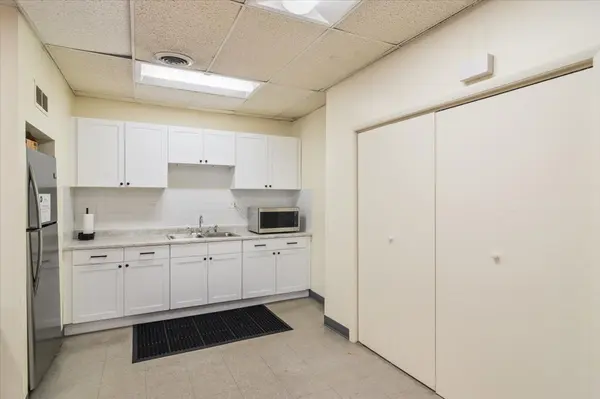 4024 N Tripp AVE, Chicago, IL 60641