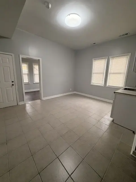 514 W 117th ST, Chicago, IL 60628