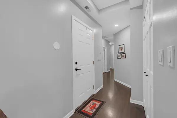 4915 N Lincoln AVE #2, Chicago, IL 60625