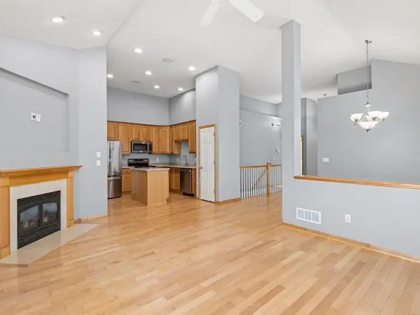 4871 Woodland AVE, Shakopee, MN 55379