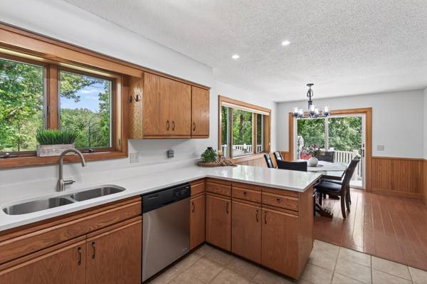 23045 Plateau DR, Lakeville, MN 55044