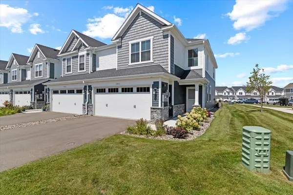 1801 Arbor LN, Carver, MN 55315