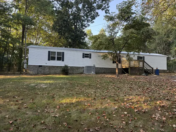 19049 Emmas Way, Bon Aqua, TN 37025