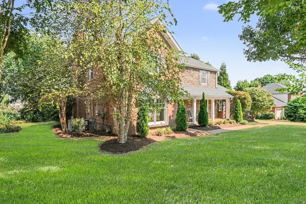 8358 Carriage Hills Dr, Brentwood, TN 37027
