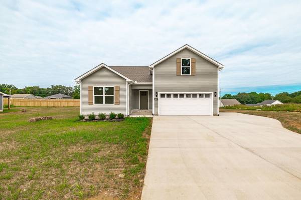 4202 Hereford Dr, Greenbrier, TN 37073