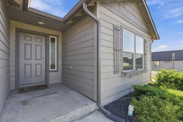 8531W Pirates Ct, Spokane, WA 99224
