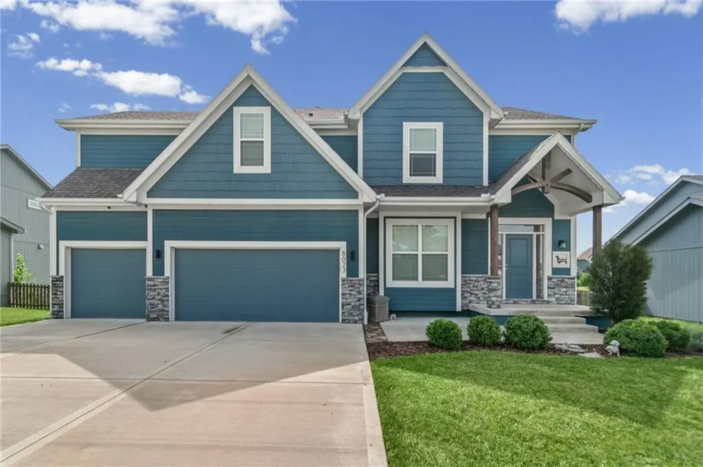 8023 NE 102nd ST, Kansas City, MO 64157