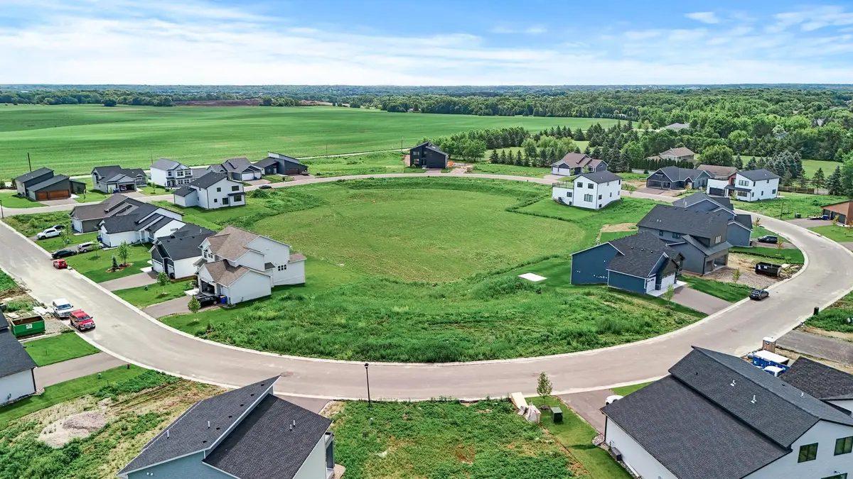 9973 14th CIR NE, Saint Michael, MN 55376