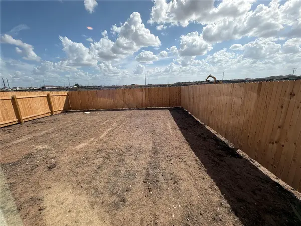 309 Rockies RD, Hutto, TX 78634