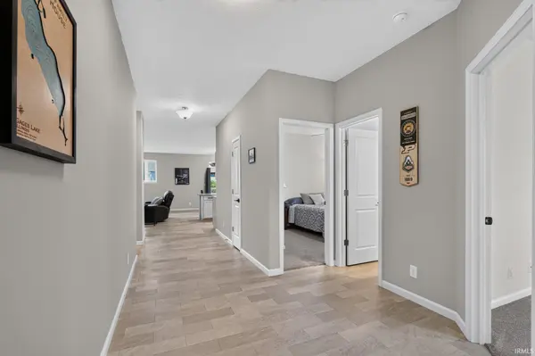 926 Kingrail DR, West Lafayette, IN 47906