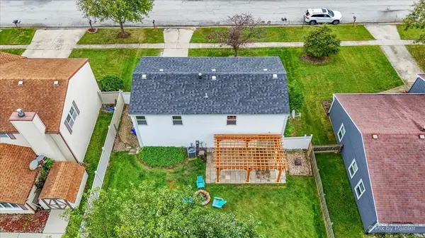 20558 S Graceland LN, Frankfort, IL 60423