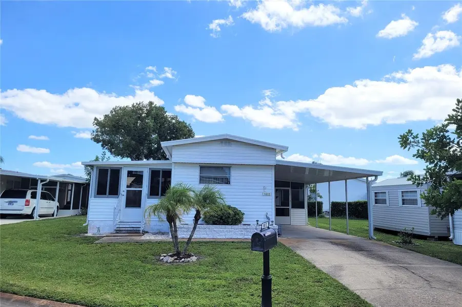 1812 CYPRESS POINT LN, Sarasota, FL 34234