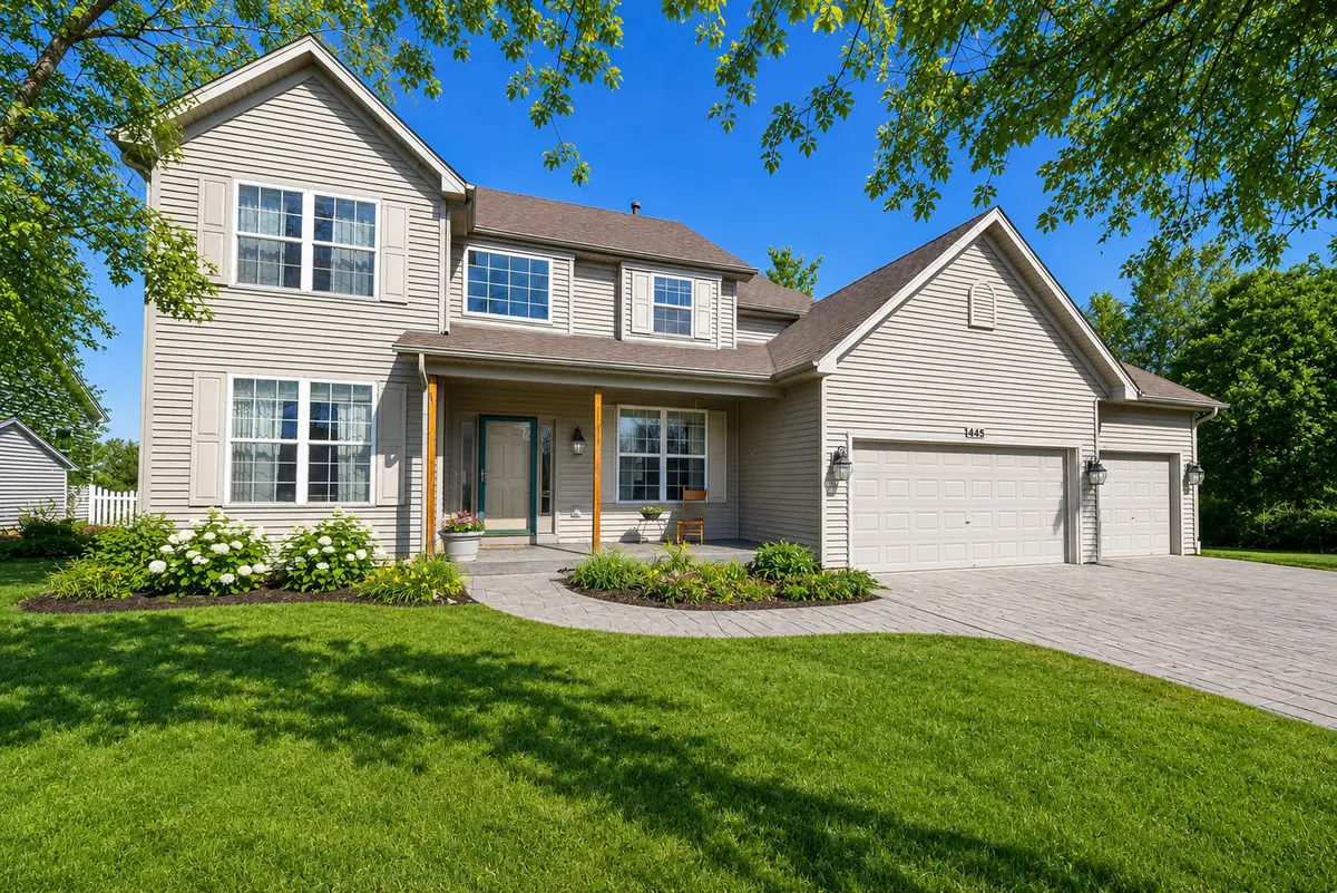445 Kelly AVE, Yorkville, IL 60560