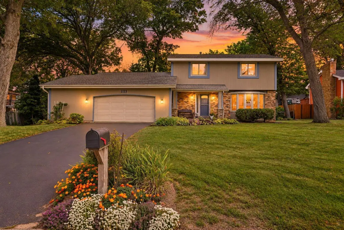 1113 106th AVE NE, Blaine, MN 55434