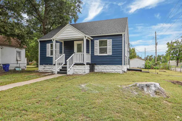 339 W 12th ST, Junction City, KS 66441