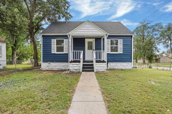 339 W 12th ST, Junction City, KS 66441