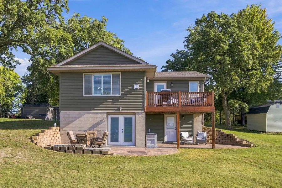 1712 Kestrel CIR, Buffalo, MN 55313