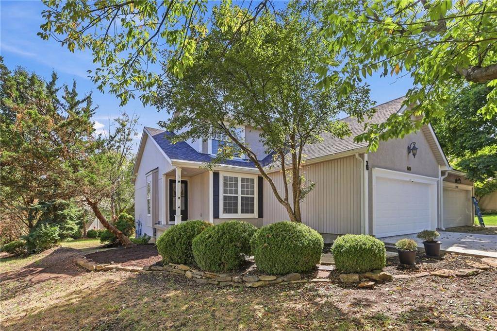 7707 W 149th ST, Overland Park, KS 66223