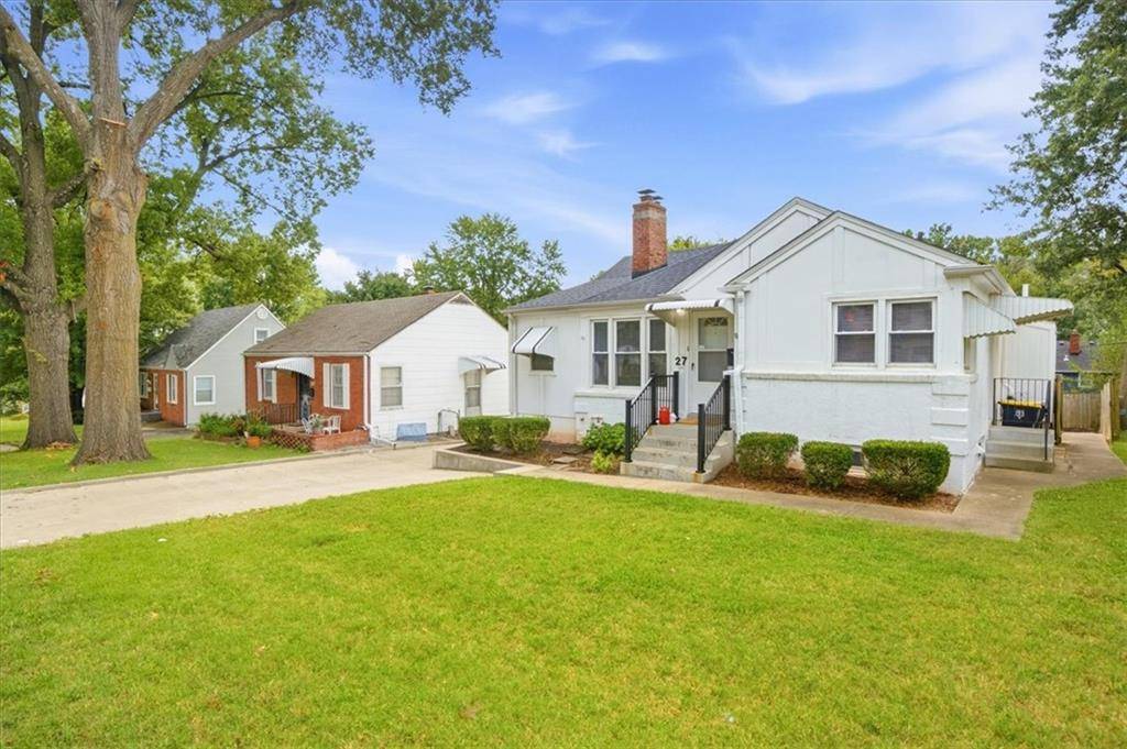 27 E 85th ST, Kansas City, MO 64114