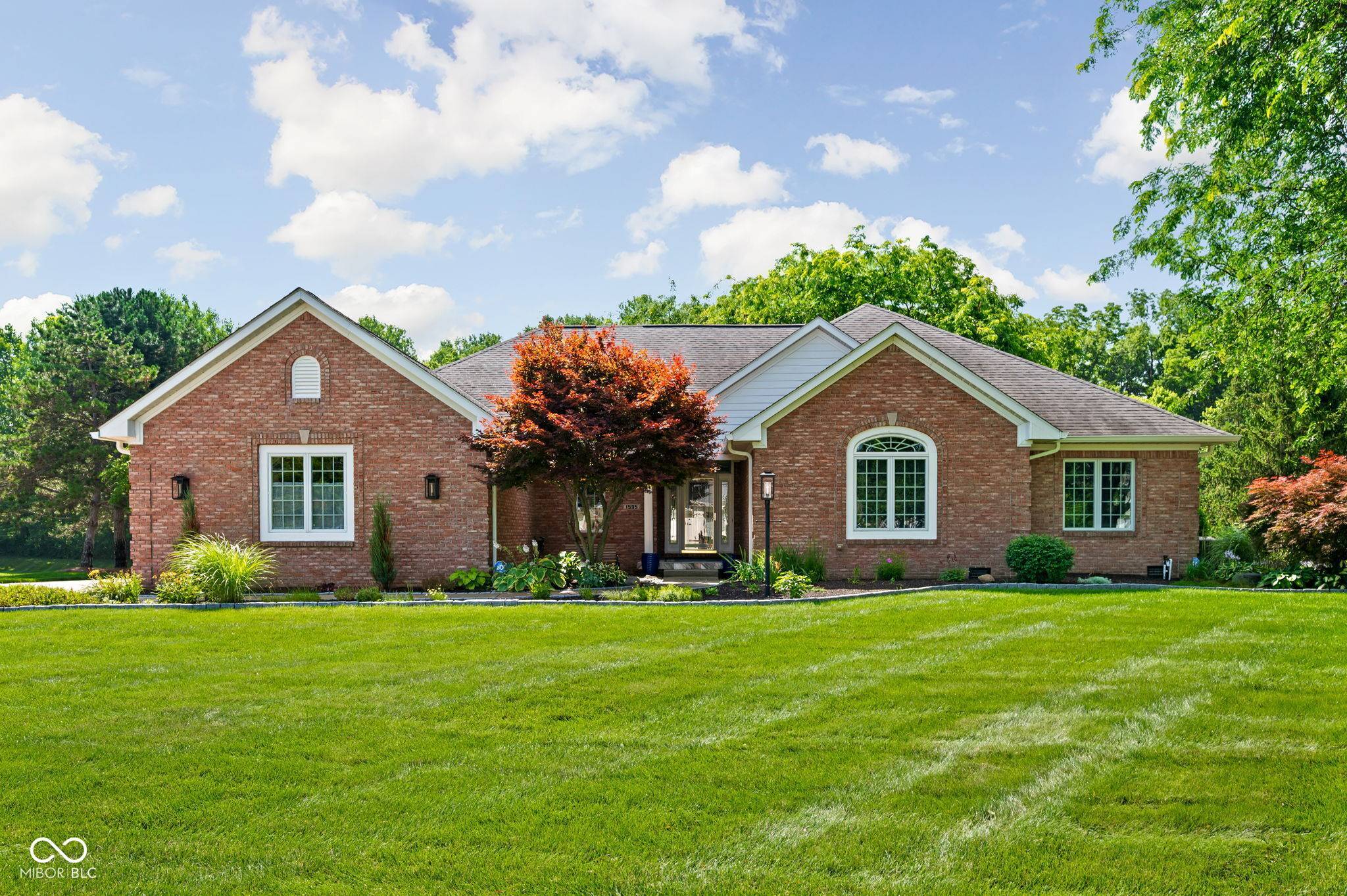 1595 Blue Phlox DR, Avon, IN 46123