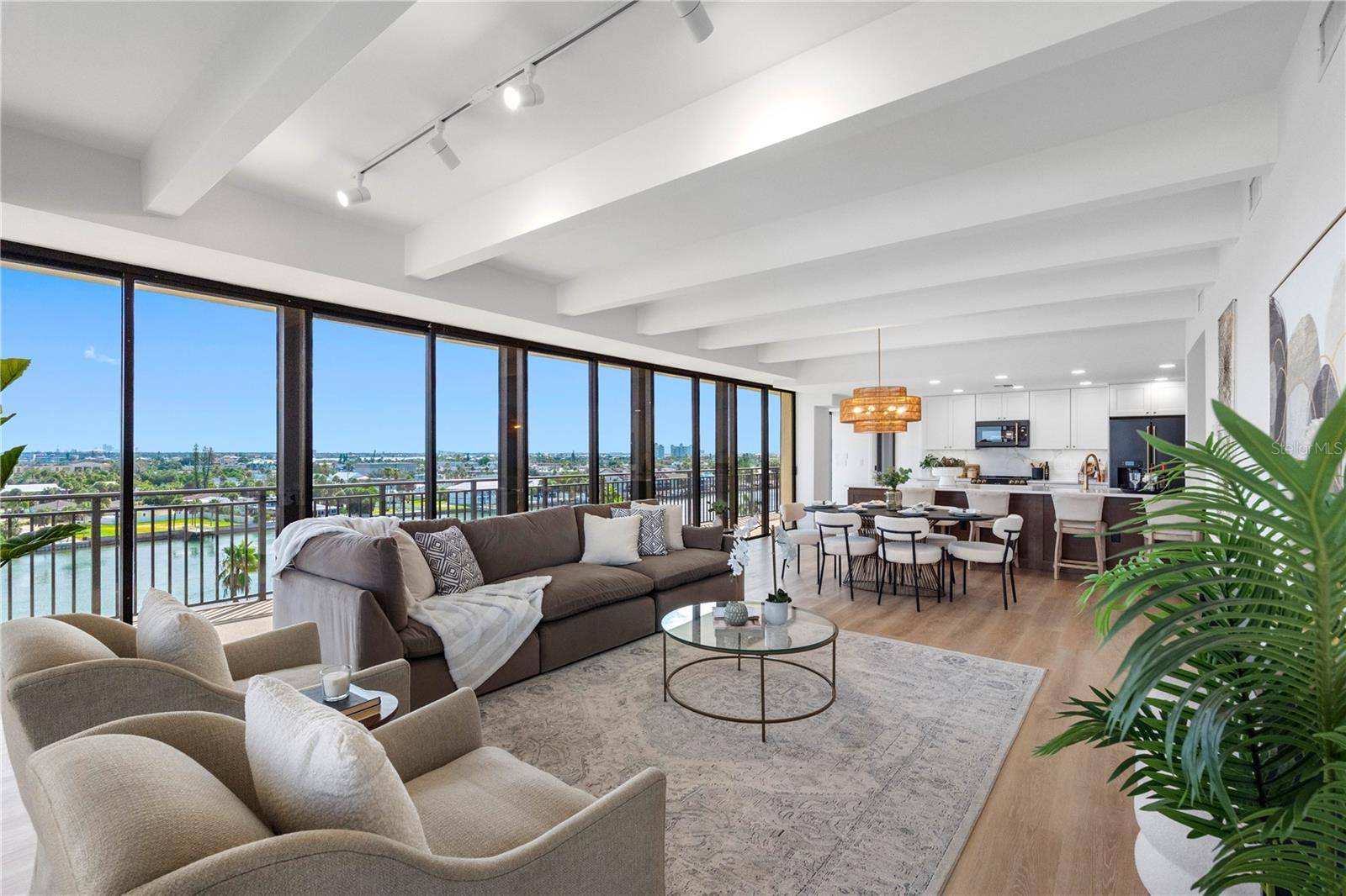 7600 BAYSHORE DR #606, Treasure Island