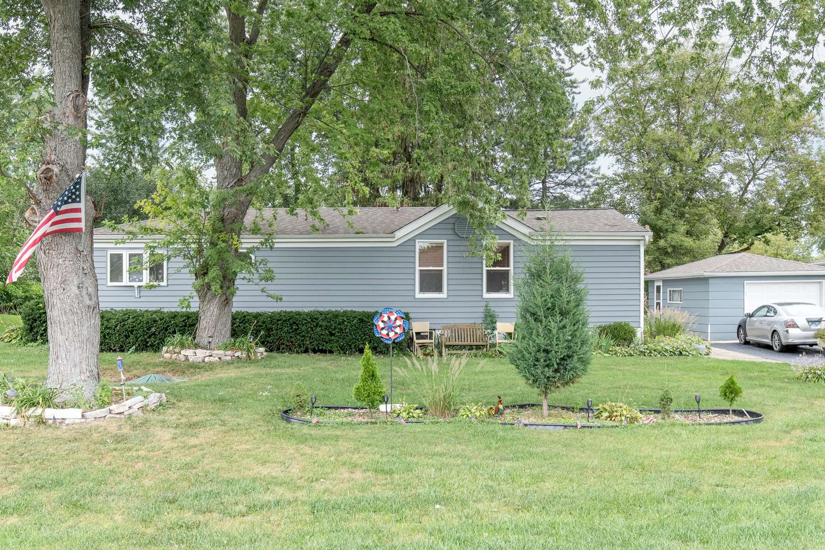 22144 W Cedar DR, Antioch, IL 60002