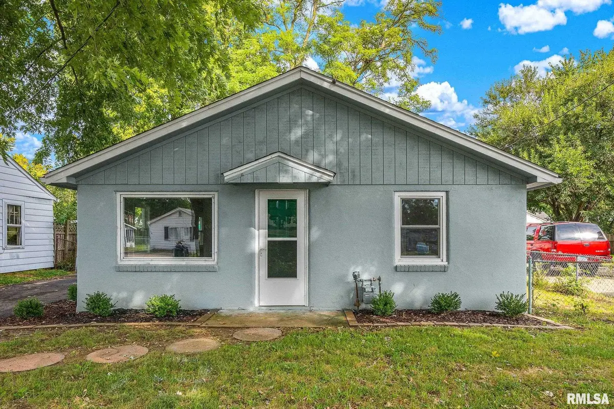 127 LINDEN ST, East Peoria, IL 61611