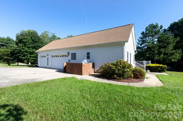 2818 Baird RD #7, Clover, SC 29710