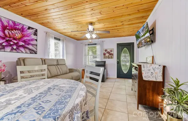 312 Jack ST, Hendersonville, NC 28792
