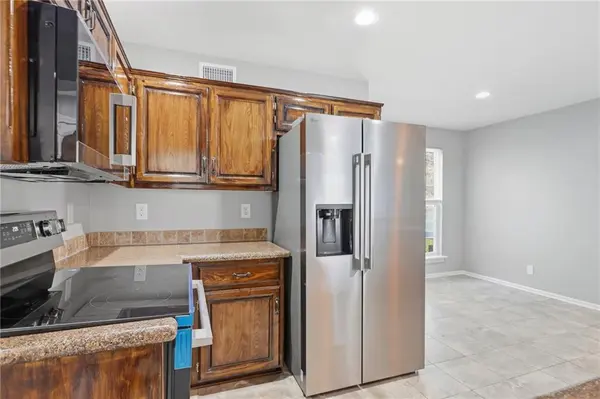 7707 W 149th ST, Overland Park, KS 66223