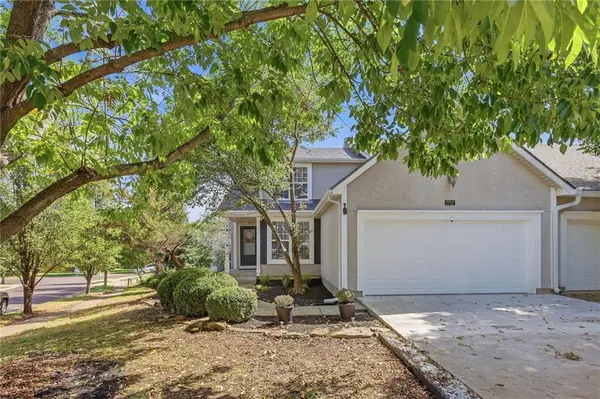 7707 W 149th ST, Overland Park, KS 66223