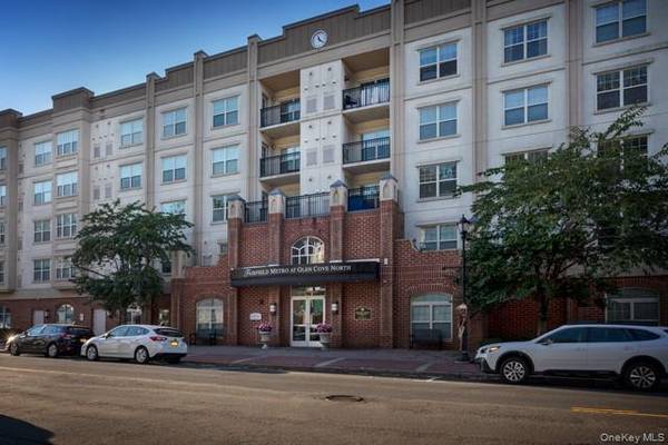100 Glen ST #N2216, Glen Cove, NY 11542
