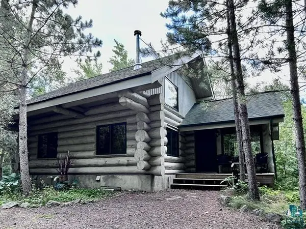 9501 Gunflint Tr, Grand Marais, MN 55604